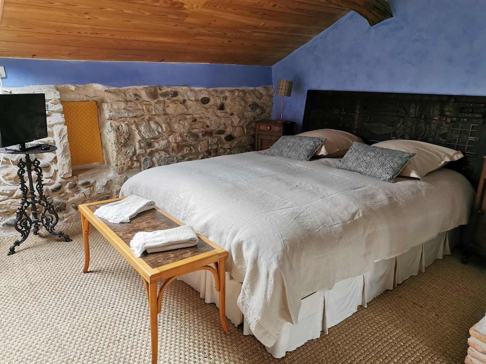 Double Room (Provençale) photo 1