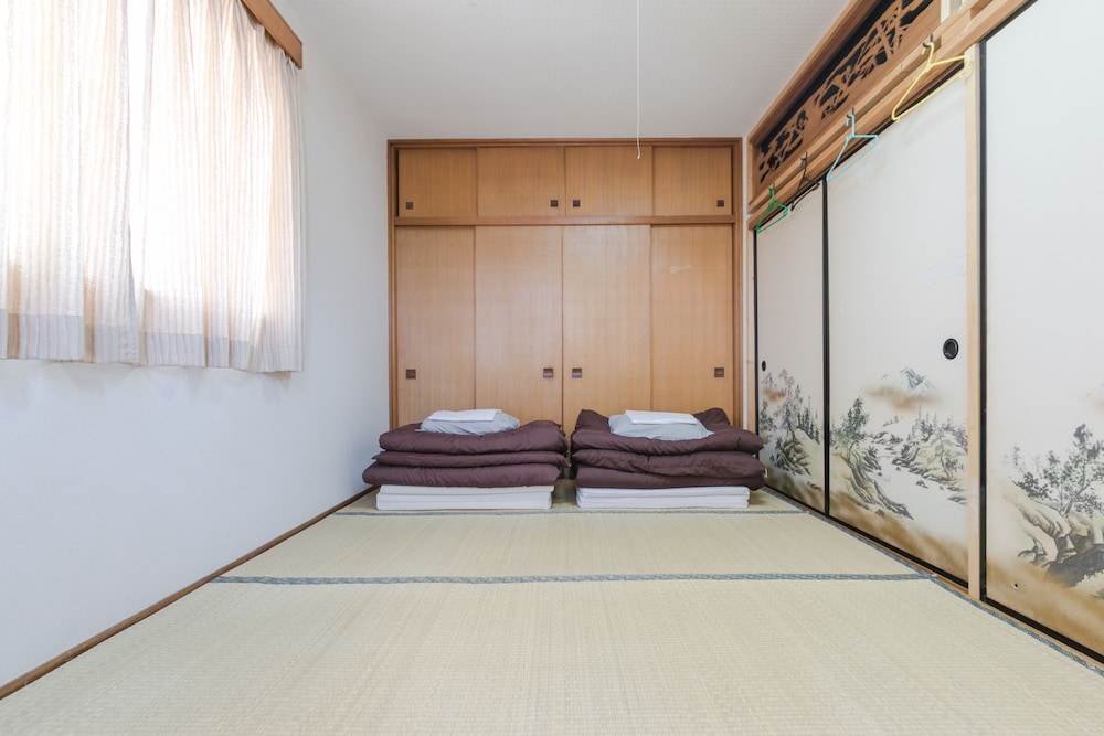 Private Japanese Style Room photo 1