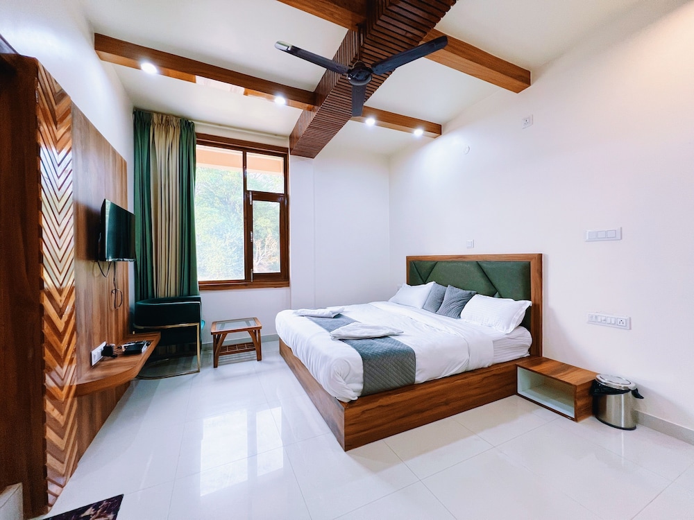 Deluxe Room, 1 Bedroom photo 1