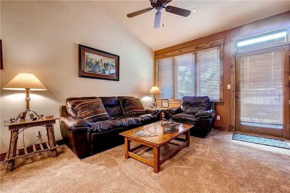 Condo, 1 King Bed with Sofa bed (2311 Timberline Lodge, Trappeur's Cro) photo 3