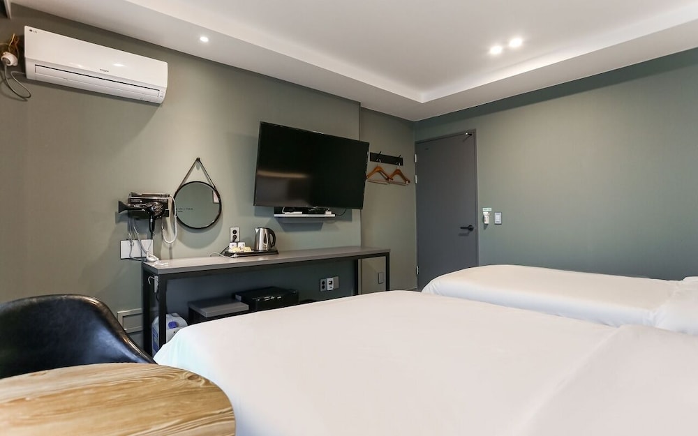 Twin Room, Ocean View - Photo 3