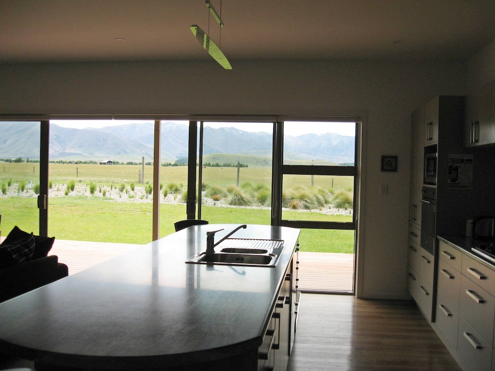 House, 3 Bedrooms photo 3