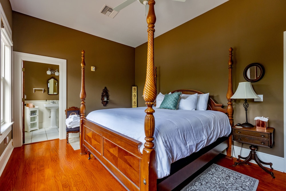 The Southern Charm Room