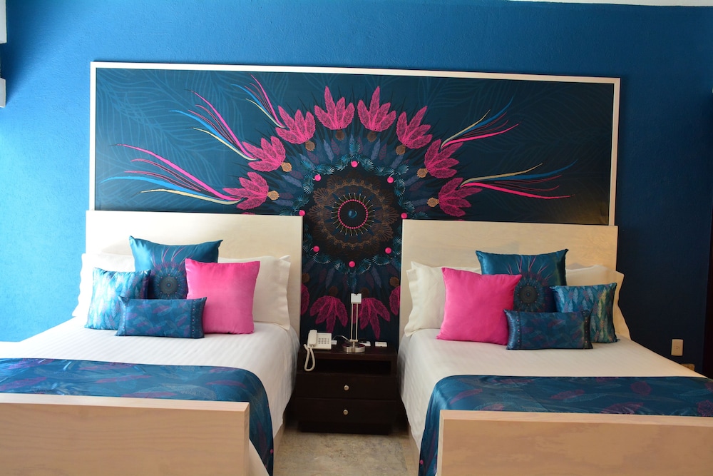Junior Suite, 1 Queen Bed photo 2