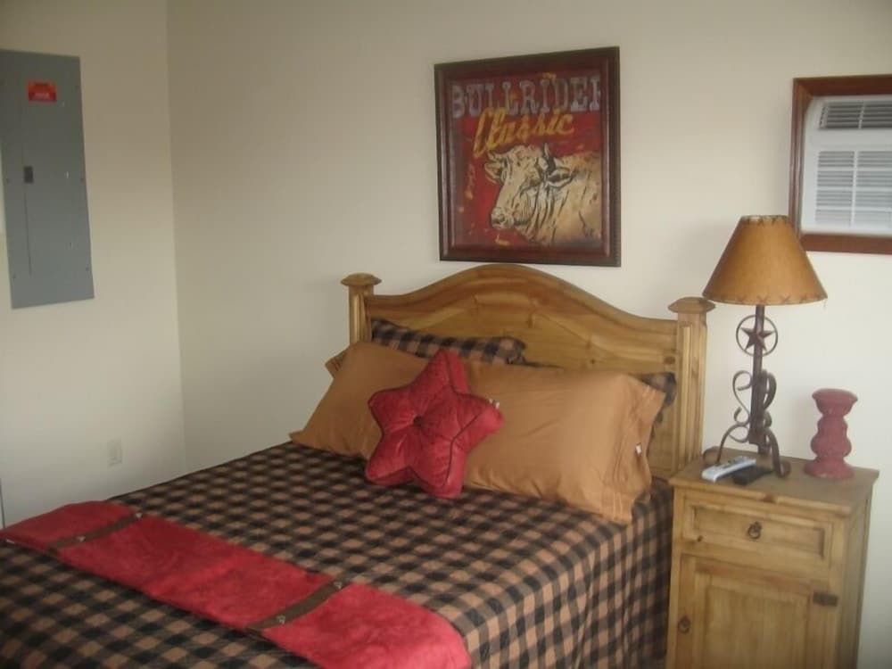 Executive Room, 2 Bedrooms, Kitchen (1 or 2 Baths) photo 1