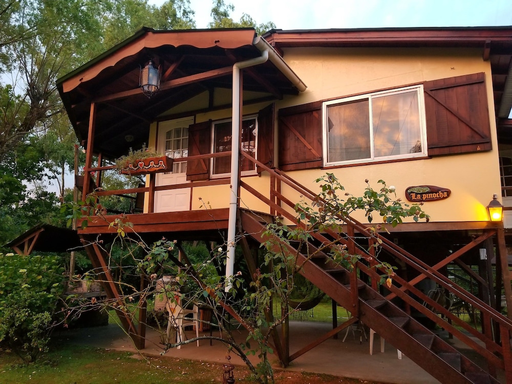 Basic Cabin, 1 Double Bed with Sofa bed photo 2