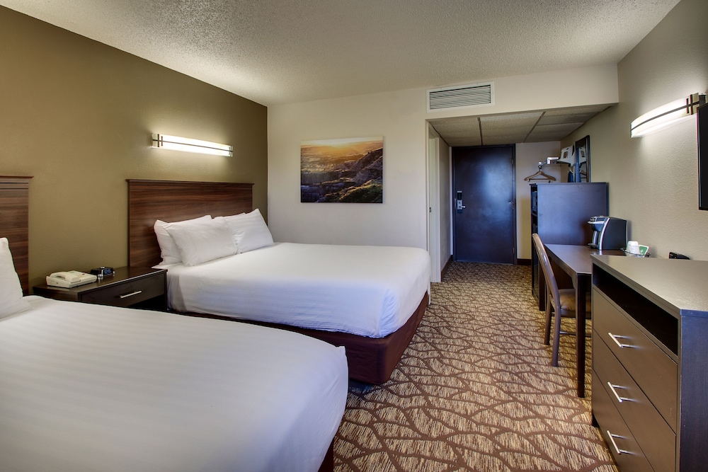 Standard Room, 2 Queen Beds photo 2