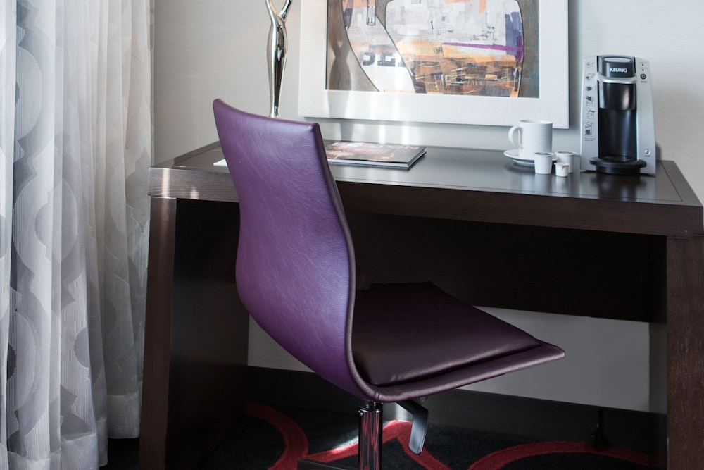 Room, 1 King Bed (High Floor) - Photo 7