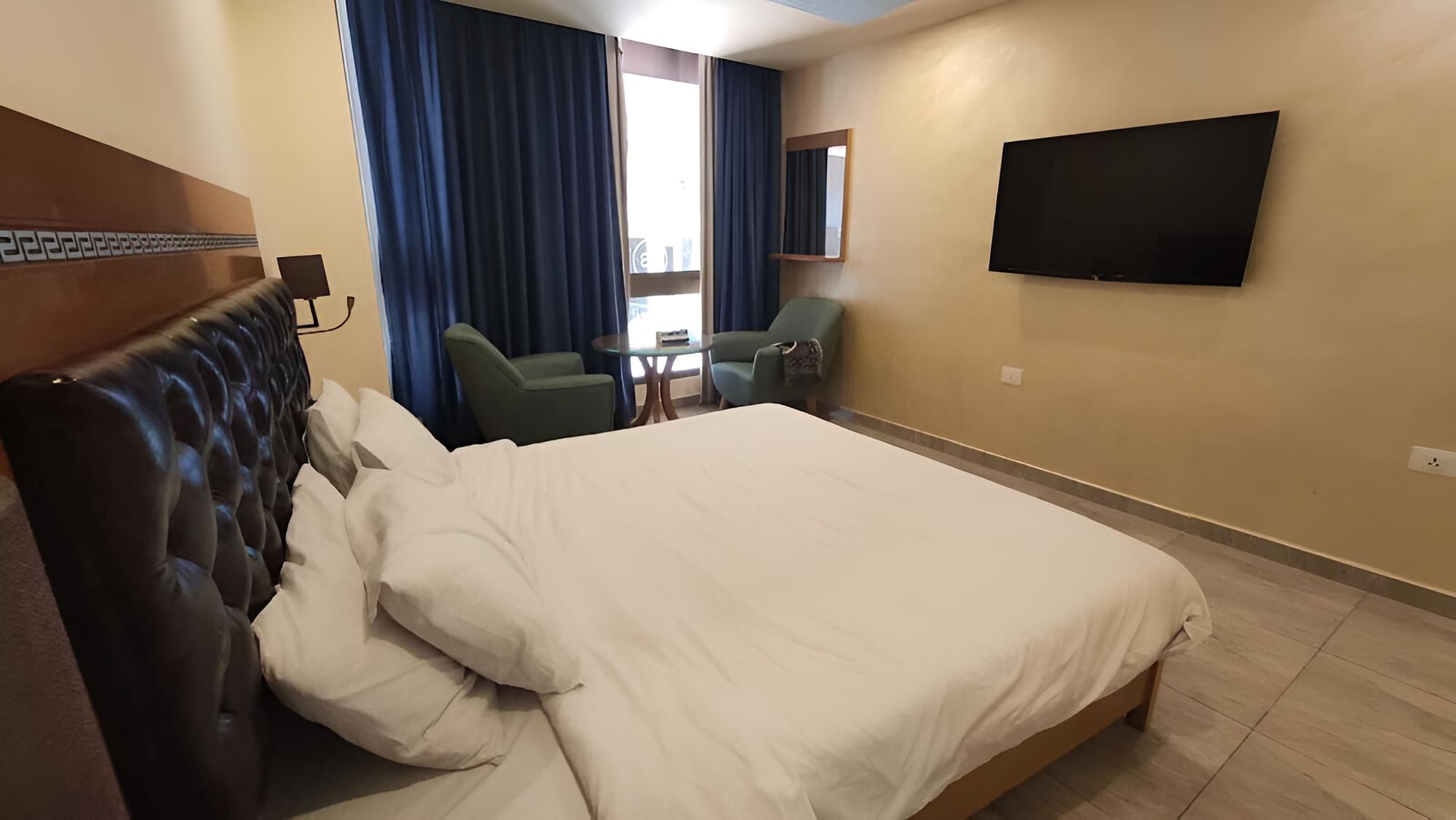 Royal Apartment