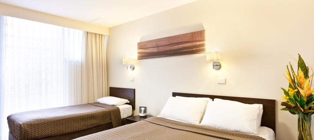 Standard Room (Queen And Single)