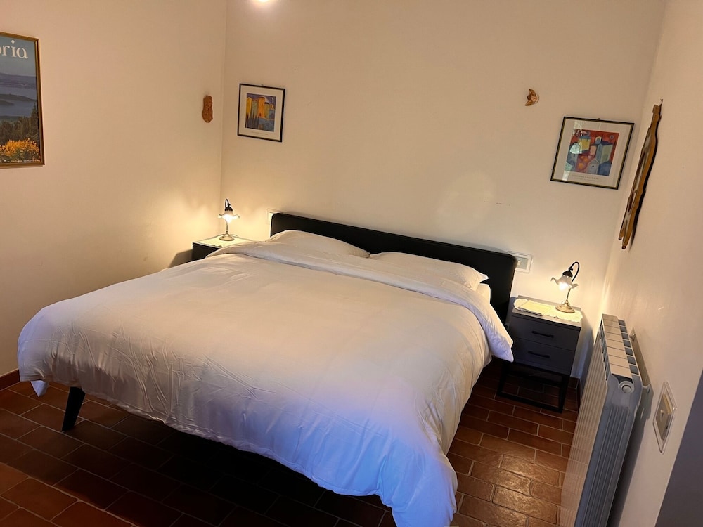 Classic Apartment, 1 Bedroom, Non Smoking photo 2
