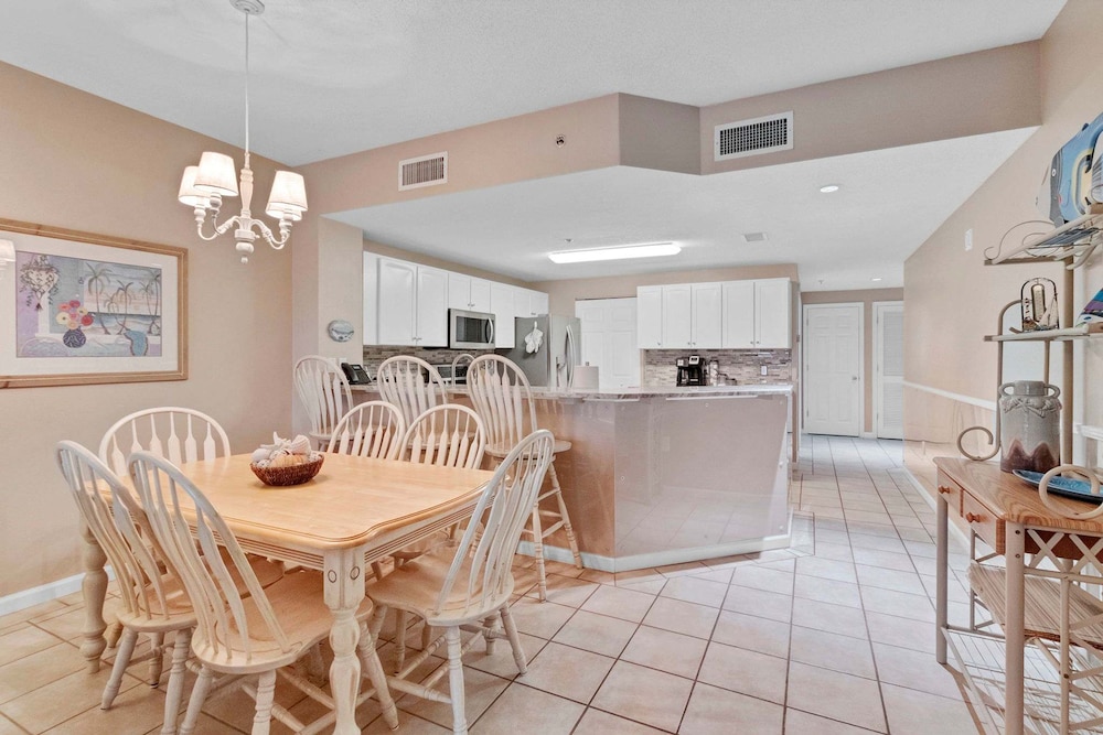 Spacious 3BR Resort Condo Steps From Gulf Beach, Foto 14