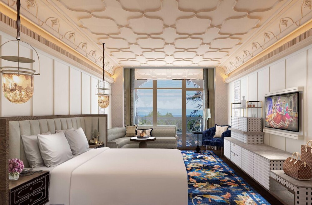 Signature Room, 1 King Bed