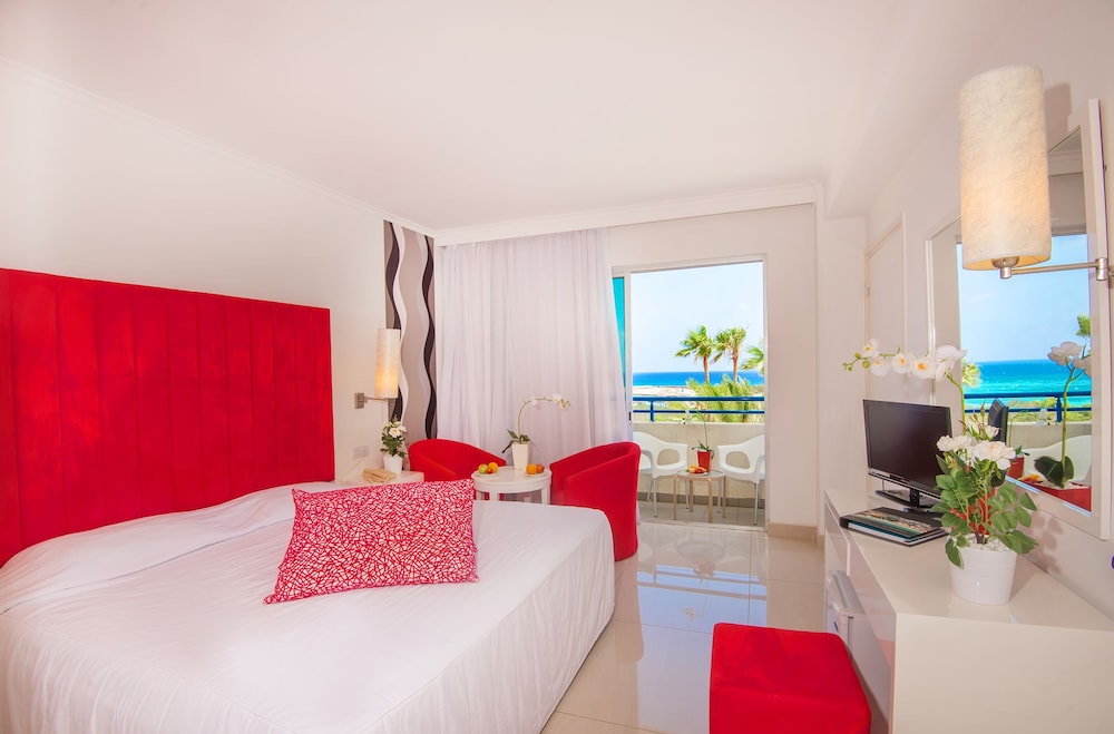 Double or Twin Room, Sea Facing