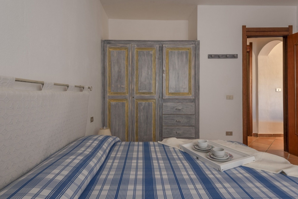 Standard Apartment, Multiple Bedrooms (Baia De Bahas Bilo VM 500m From The) photo 1