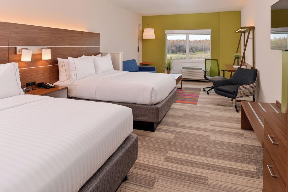 Suite, Multiple Beds, Lake View