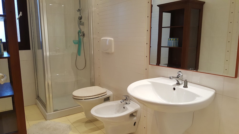 Comfort Apartment, 2 Bedrooms, Terrace, Sea View photo 2
