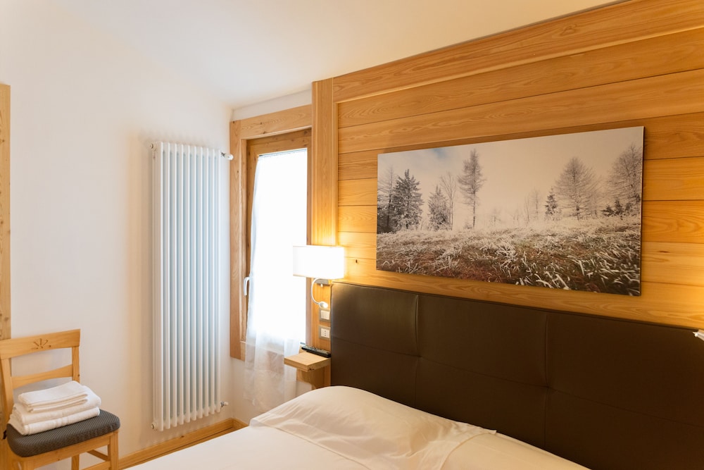 Room, 1 Queen Bed photo 3