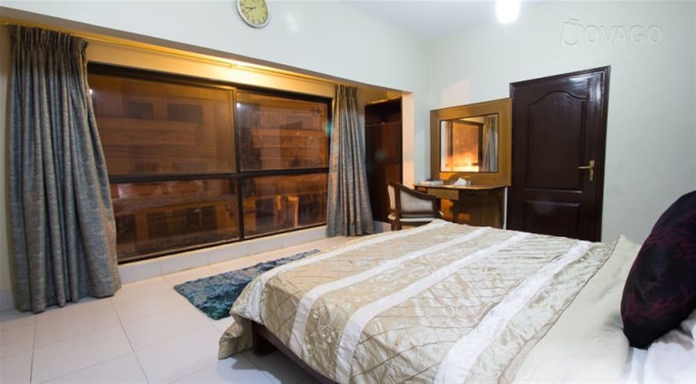 Executive Room, 1 Double Bed, Smoking, Park View
