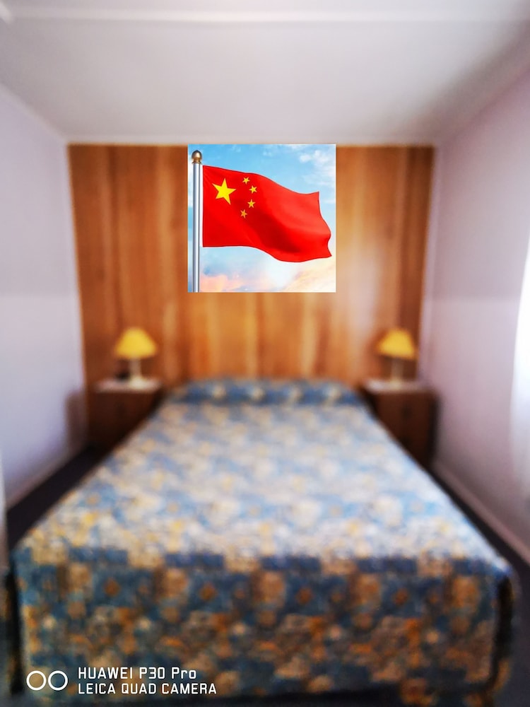 2 Bedroom Unit (1 Bathroom, Walk Through Bedroom 2) 3 Nights special photo 2
