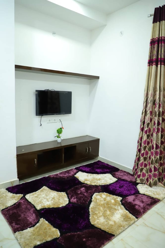 House, 3 Bedrooms, Smoking, Balcony
