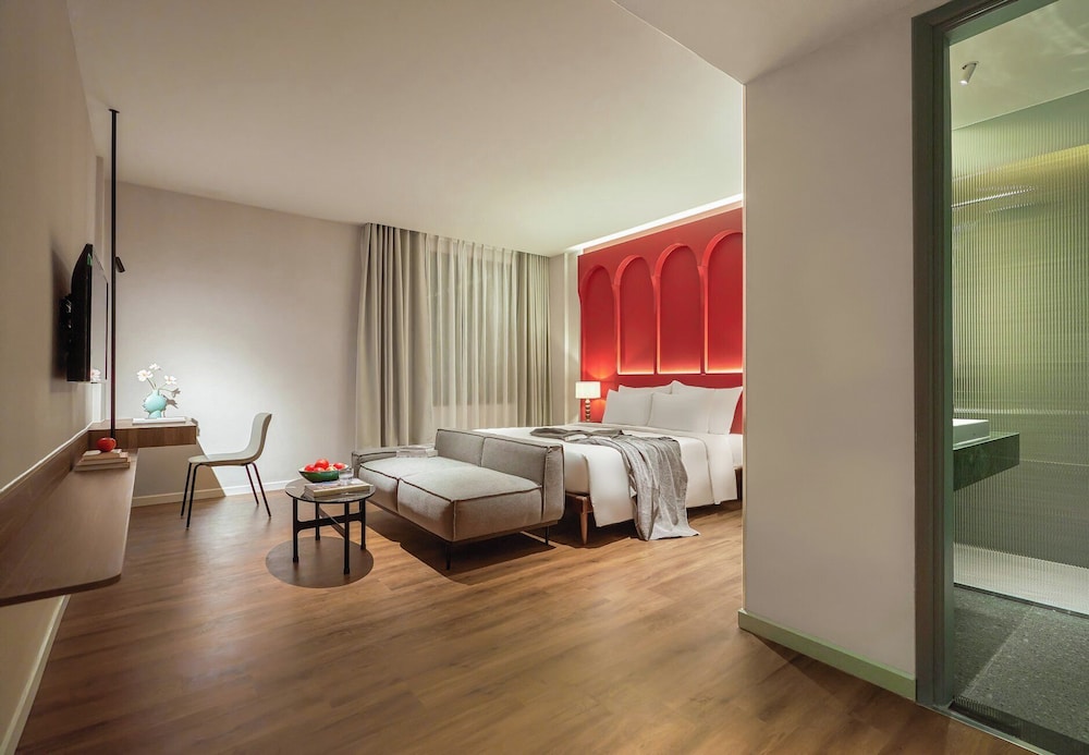 Premier Relish Room