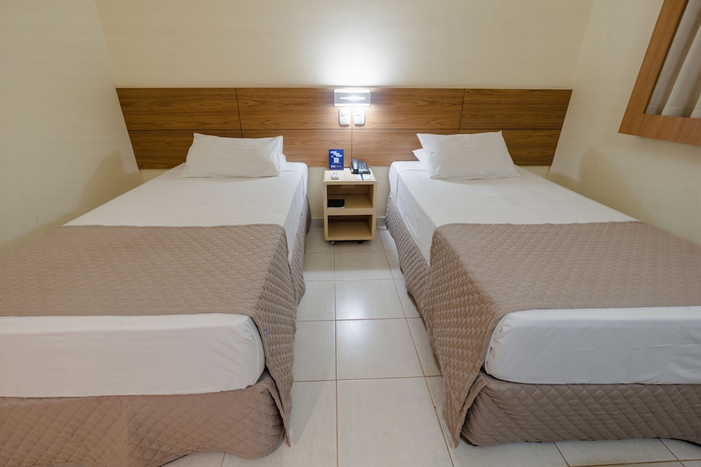 Deluxe Twin Room photo 1