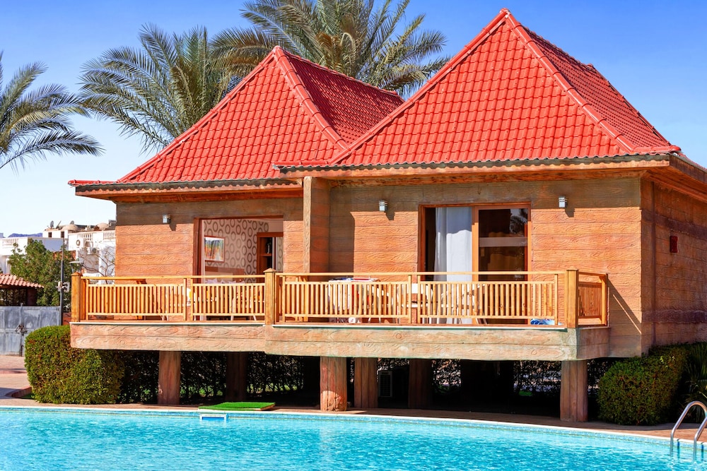 Jacuzzi Bungalow