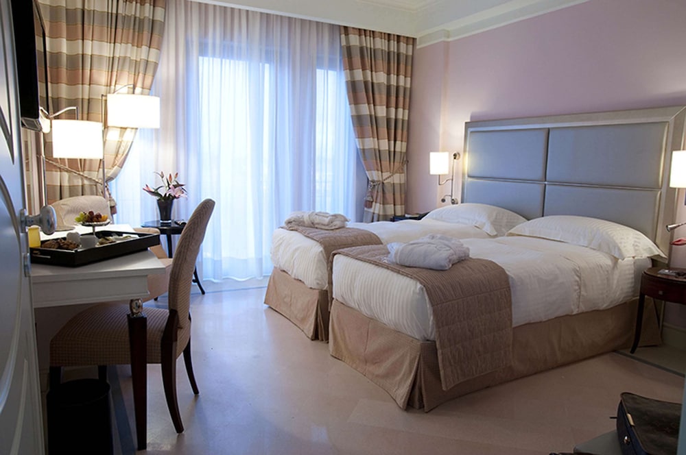 Comfort Room, 2 Twin Beds - Photo 3