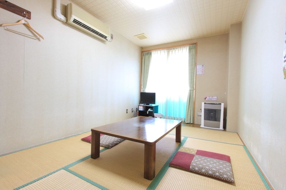 Japanese Style Room, Kitchenette photo 3