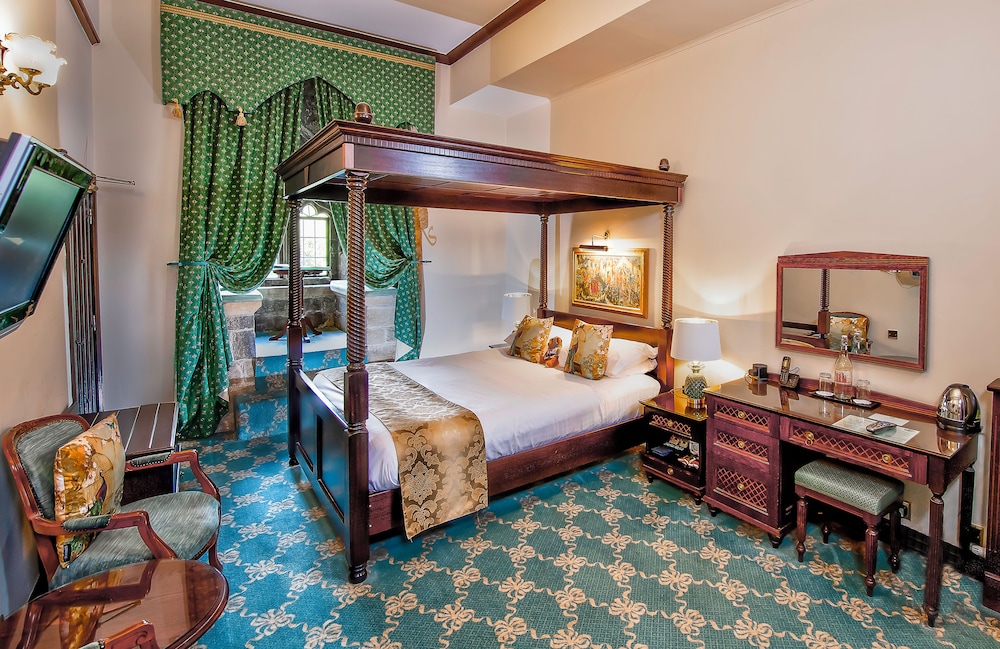 The Percy Suite