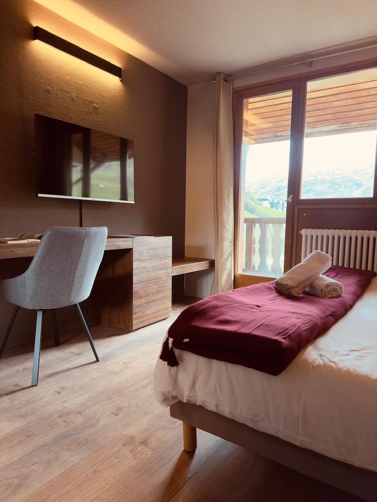 Superior Double Room, Mountain View photo 1