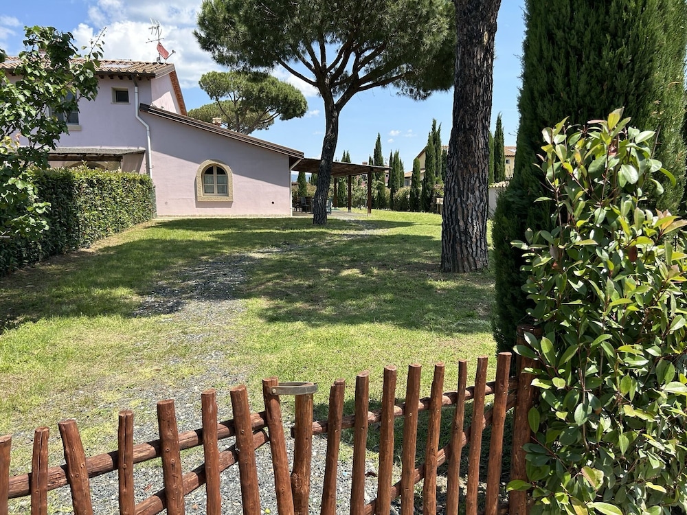 Family House, 1 Bedroom, 2 Bathrooms, Ground Floor