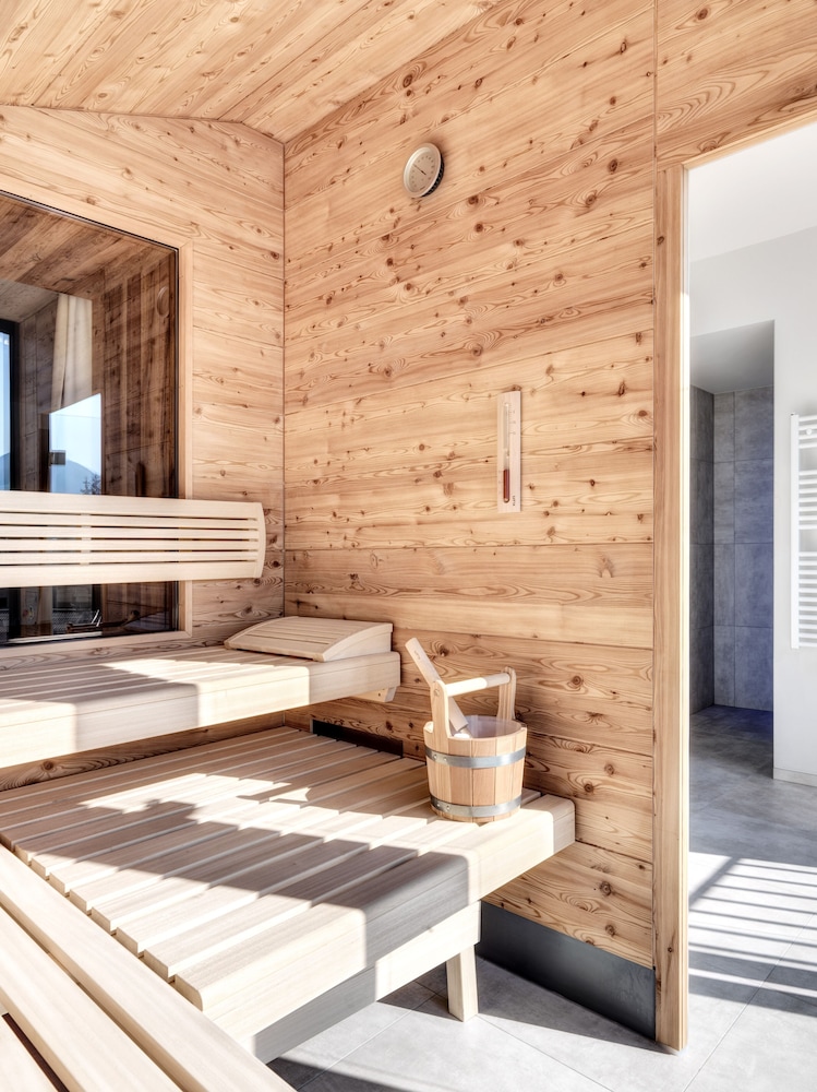 Exclusive Room, 1 Double Bed, Sauna photo 2