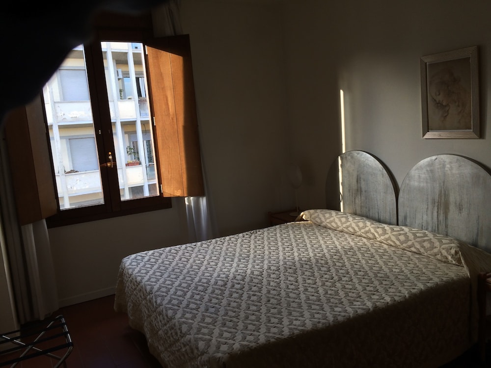 Classic Double Room photo 2