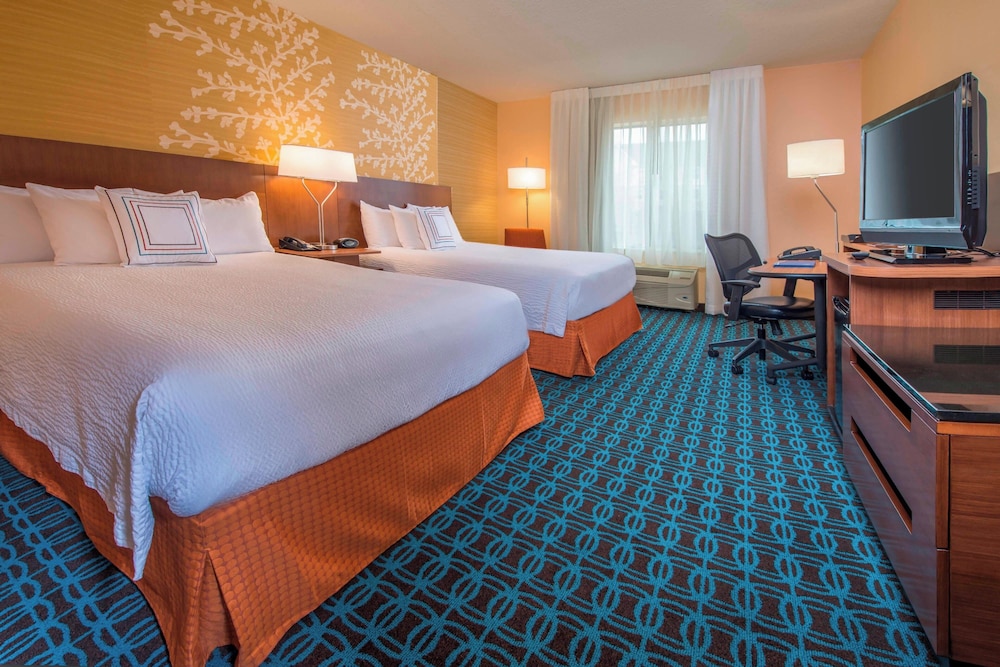 Room, 2 Queen Beds (Hearing Accessible) - Photo 3