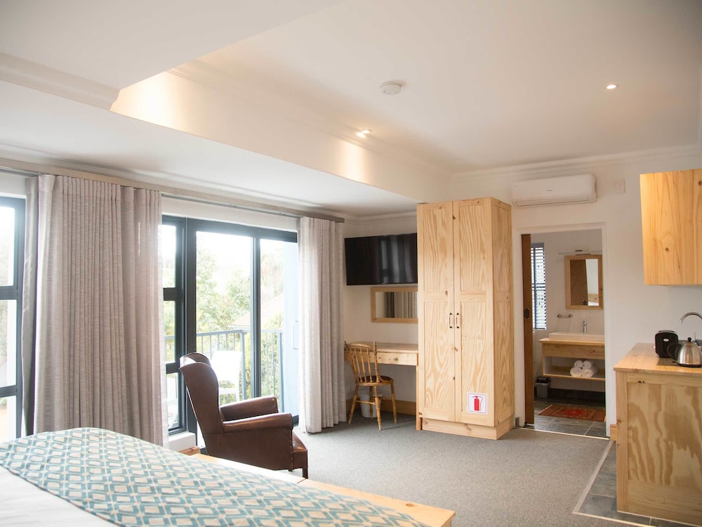Deluxe Room, Balcony photo 1