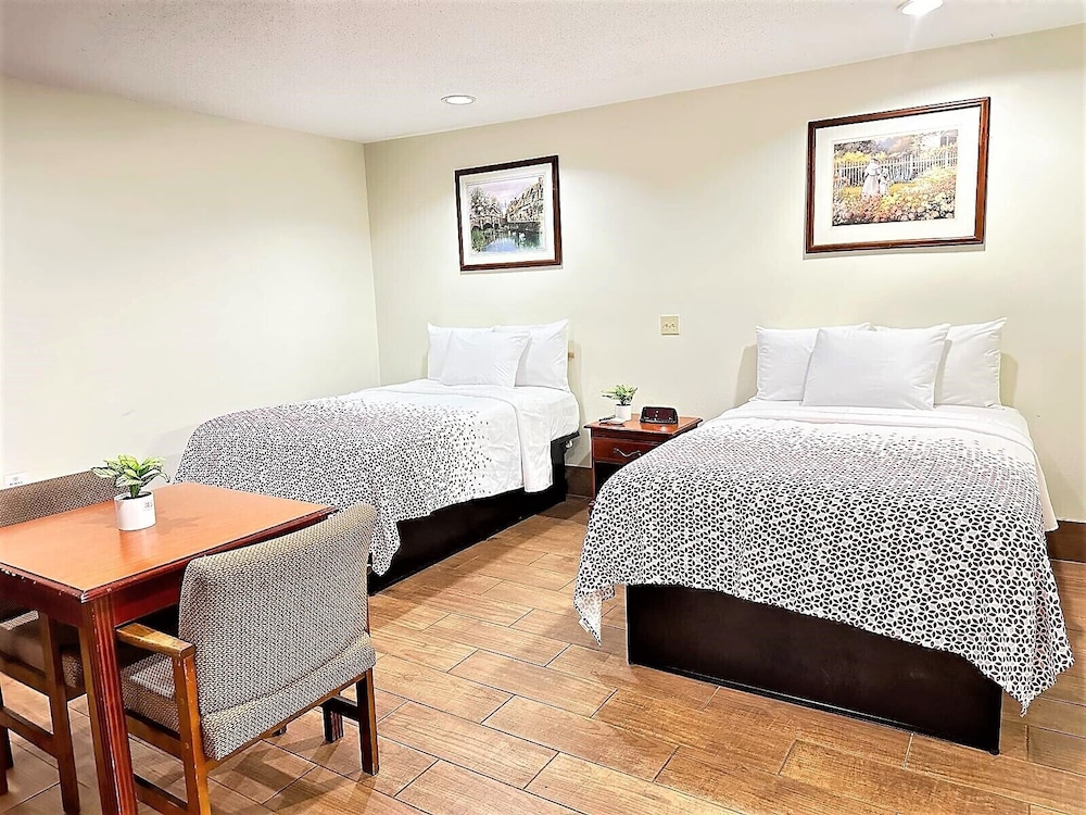 Standard Double Room, 2 Double Beds, Non Smoking photo 2