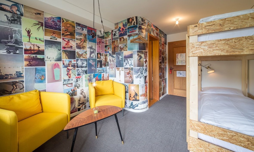 Twin Budget Room with Bunk bed photo 3