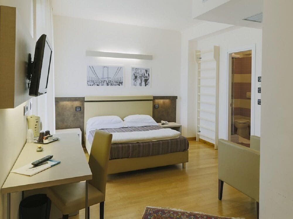 Superior Double or Twin Room, 1 Queen Bed photo 2