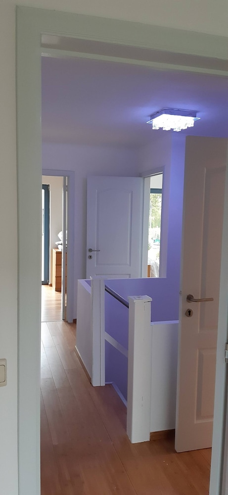 Schönes Charmantes Holzhaus, Foto 26