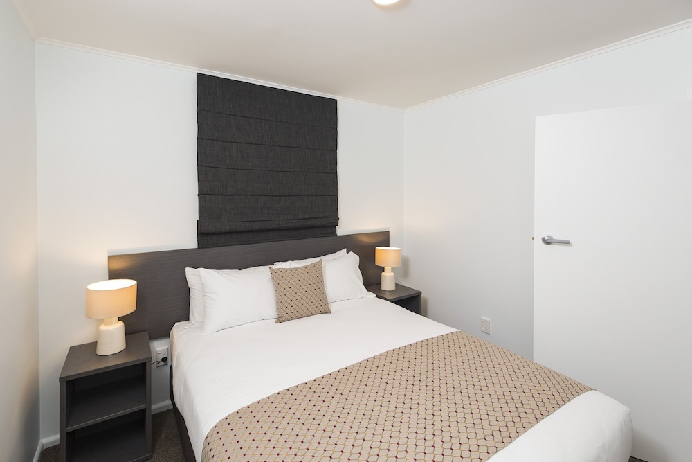 Deluxe Apartment, 2 Bedrooms - Photo 2