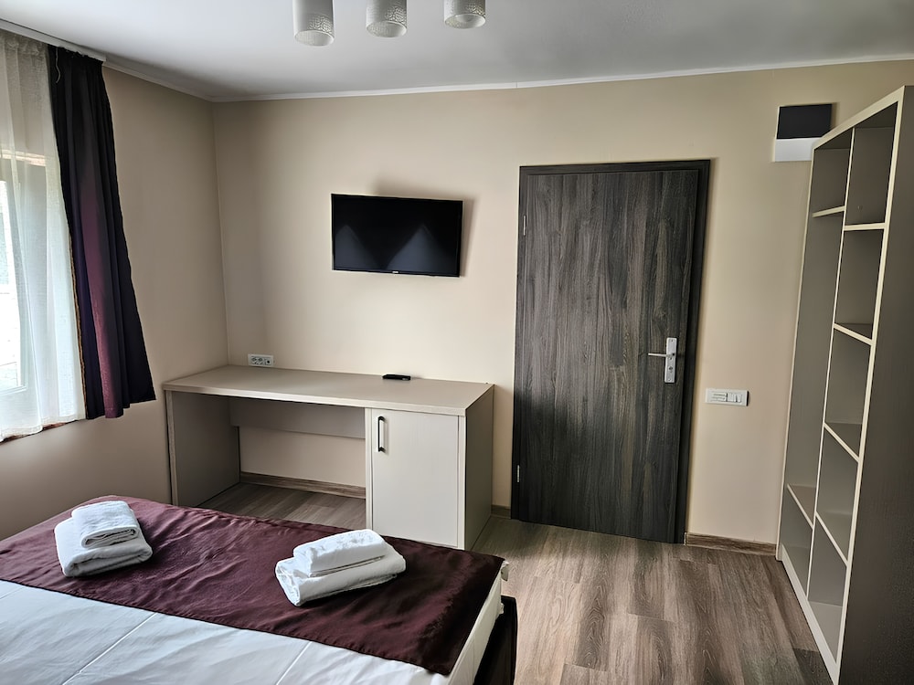 Room 1 photo 3