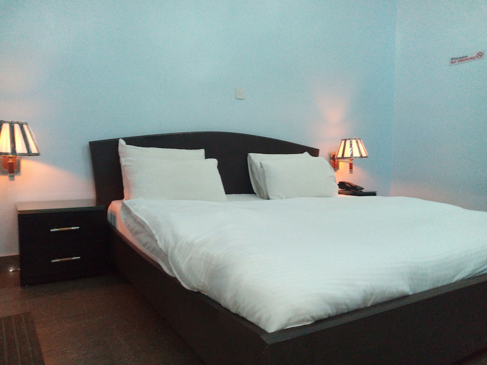 Executive Room, 1 Queen Bed, Non Smoking photo 2