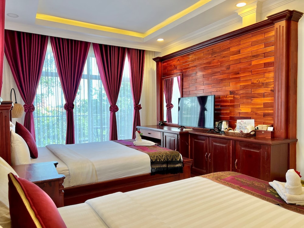 Deluxe Twin Room, 2 Queen Beds photo 1