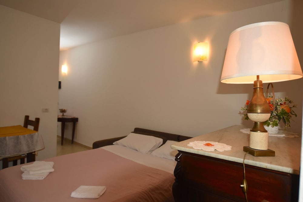 Panoramic Quadruple Room (depandance) photo 3