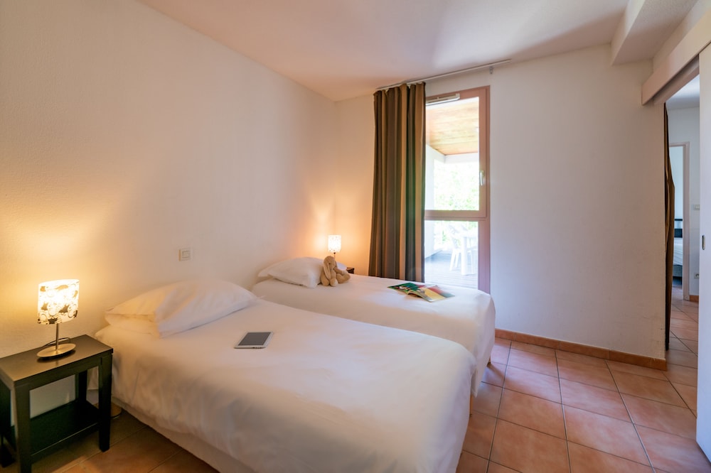 Comfort Apartment, Balcony - Photo 1
