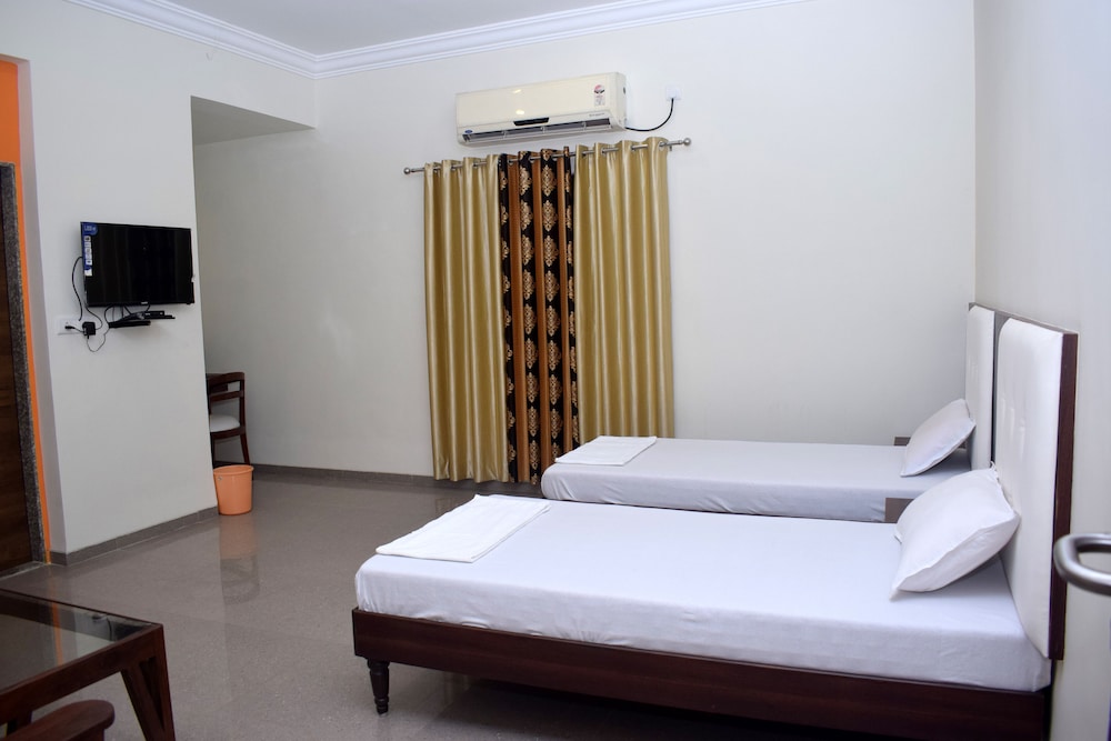 Super Deluxe Room - Photo 5