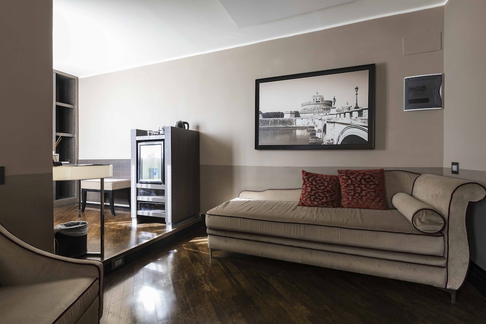 Executive Room photo 3