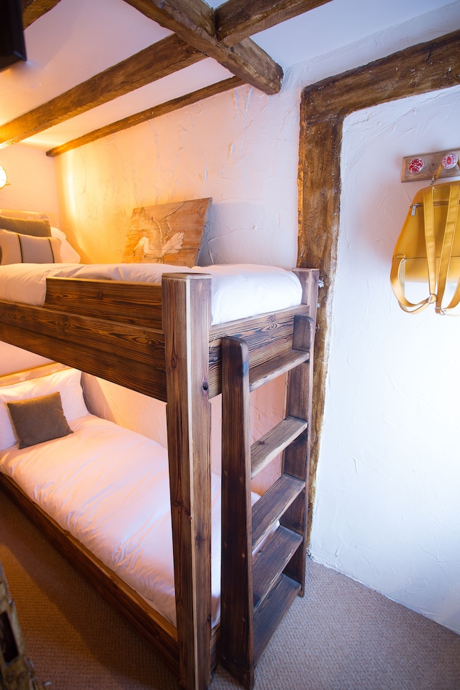 Suite, Ensuite - Photo 5